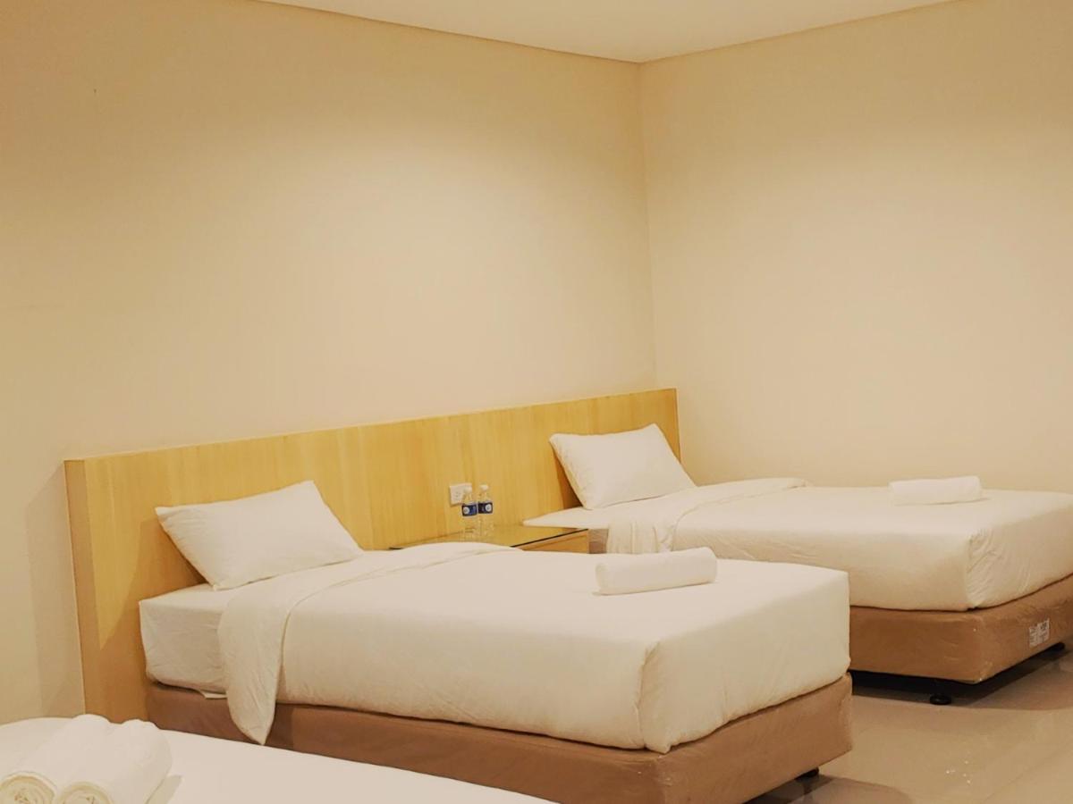 Kaizen Suites Manila Exterior photo